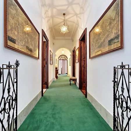Prestigious Apartment Via Veneto-2